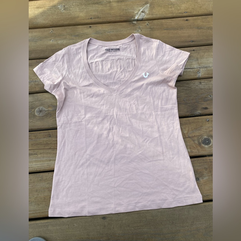 True Religion women’s v neck shirt Dusty pink Size L